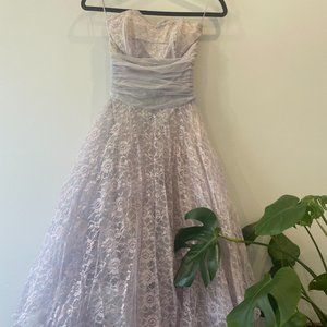 Vintage Lace Prom Dress in Light Lavender and Cream
